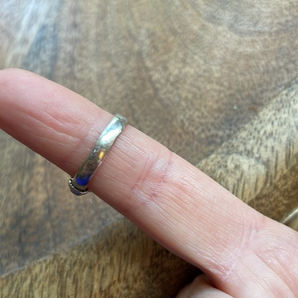 Vintage Sterling silver and garnet ring , size approx 4.5 - 5 - Picture 13 of 13